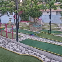 mini golf